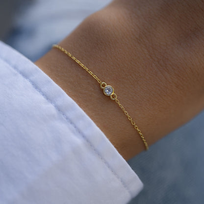 Glima Diamond Bracelet – Dainty Adjustable Gold Gift for Her