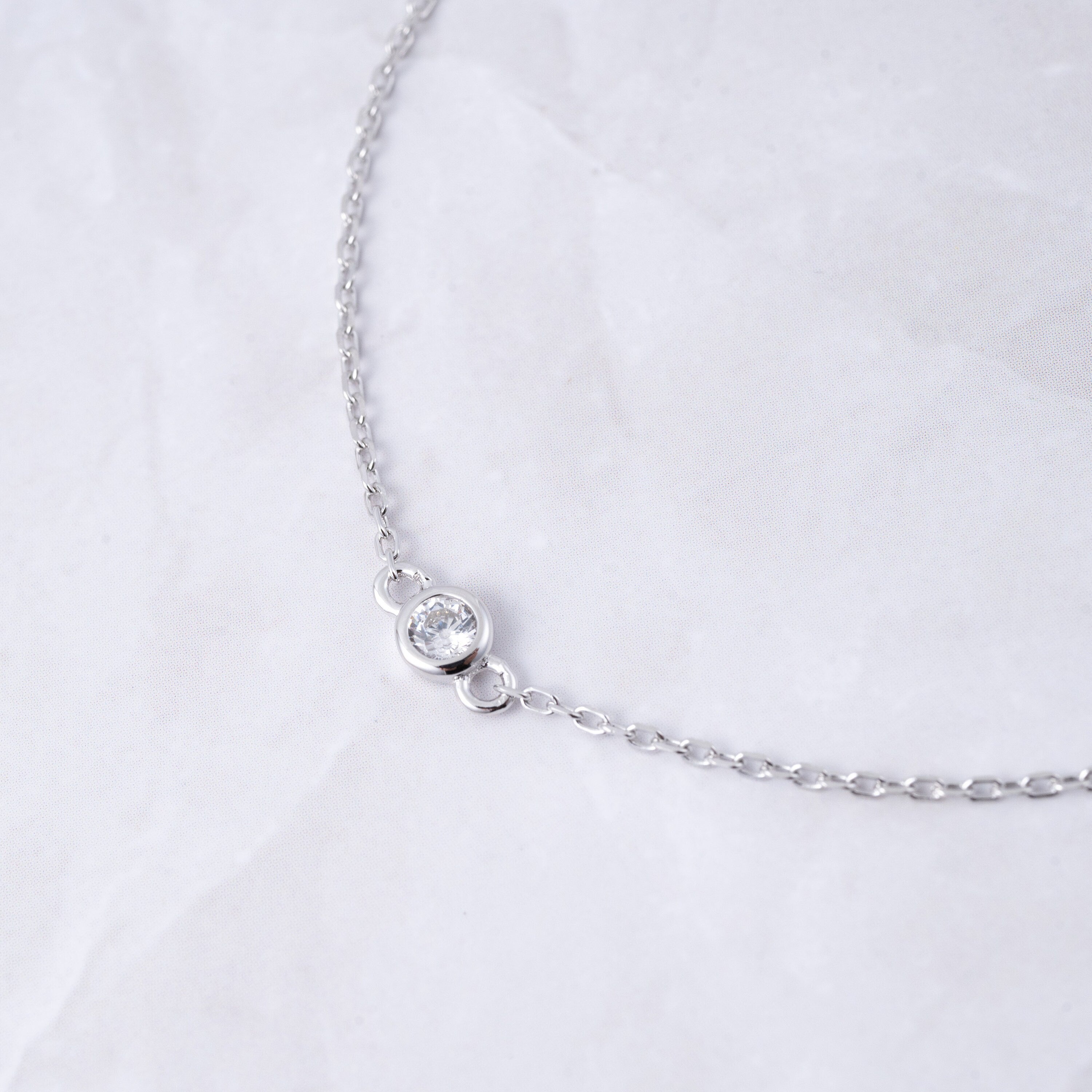 Glima Diamond Bracelet – Dainty Adjustable Gold Gift for Her