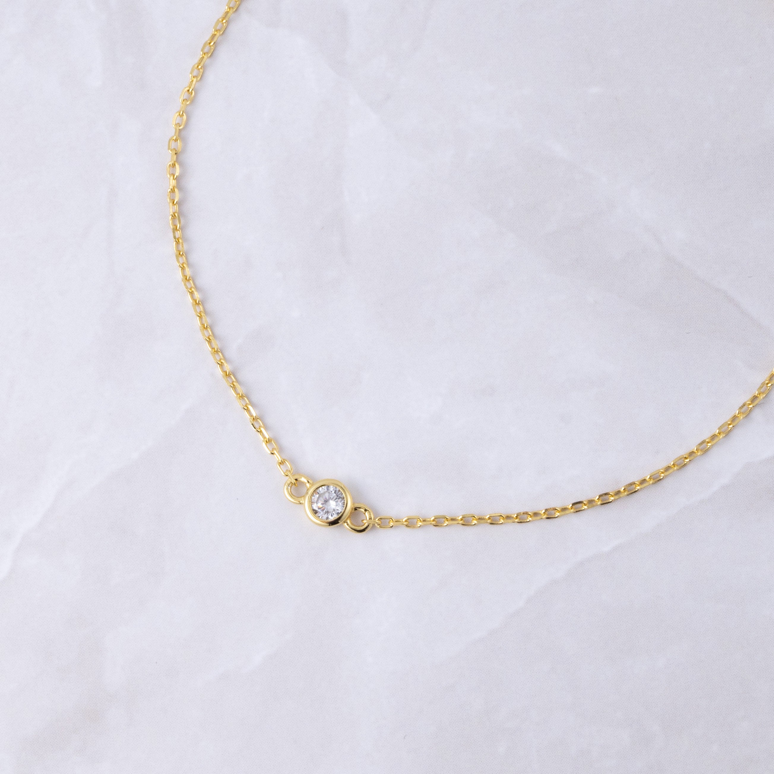 Glima Diamond Bracelet – Dainty Adjustable Gold Gift for Her
