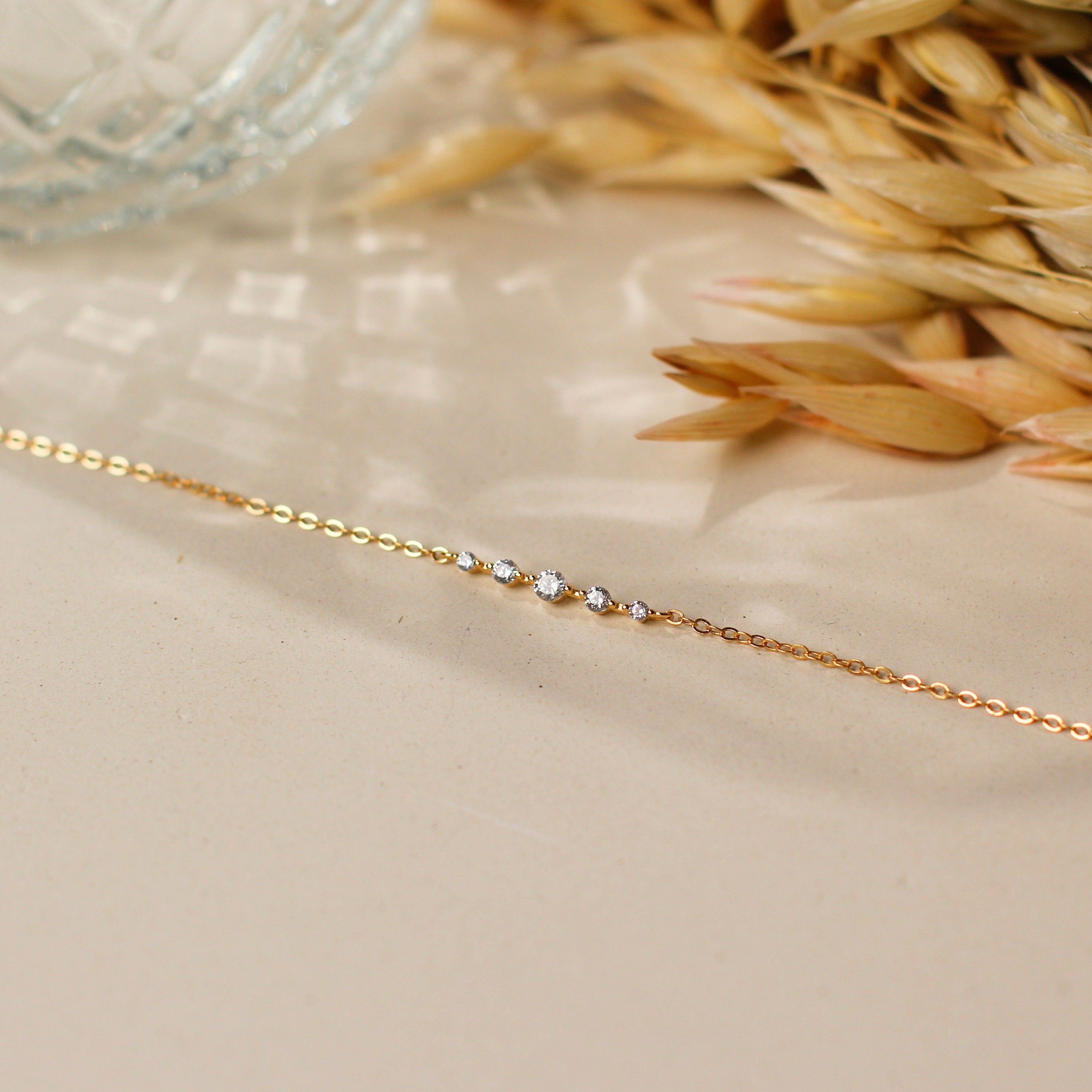 Glima Diamond Bar Bracelet – Dainty Gold Minimalist Crystal Design