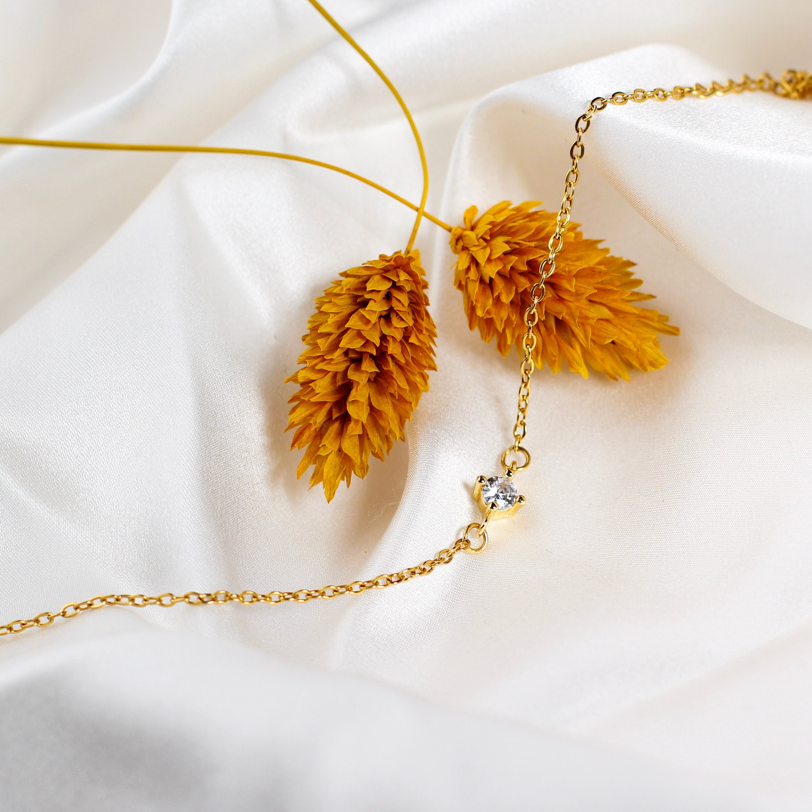 Glima Solitaire Diamond Bracelet for Women - Dainty & Elegant