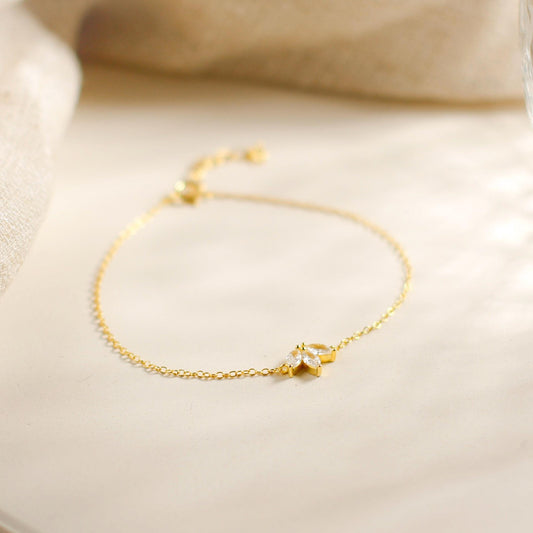 Glima Flower Diamond Bracelet – Dainty Gold Crystal Gift for Her
